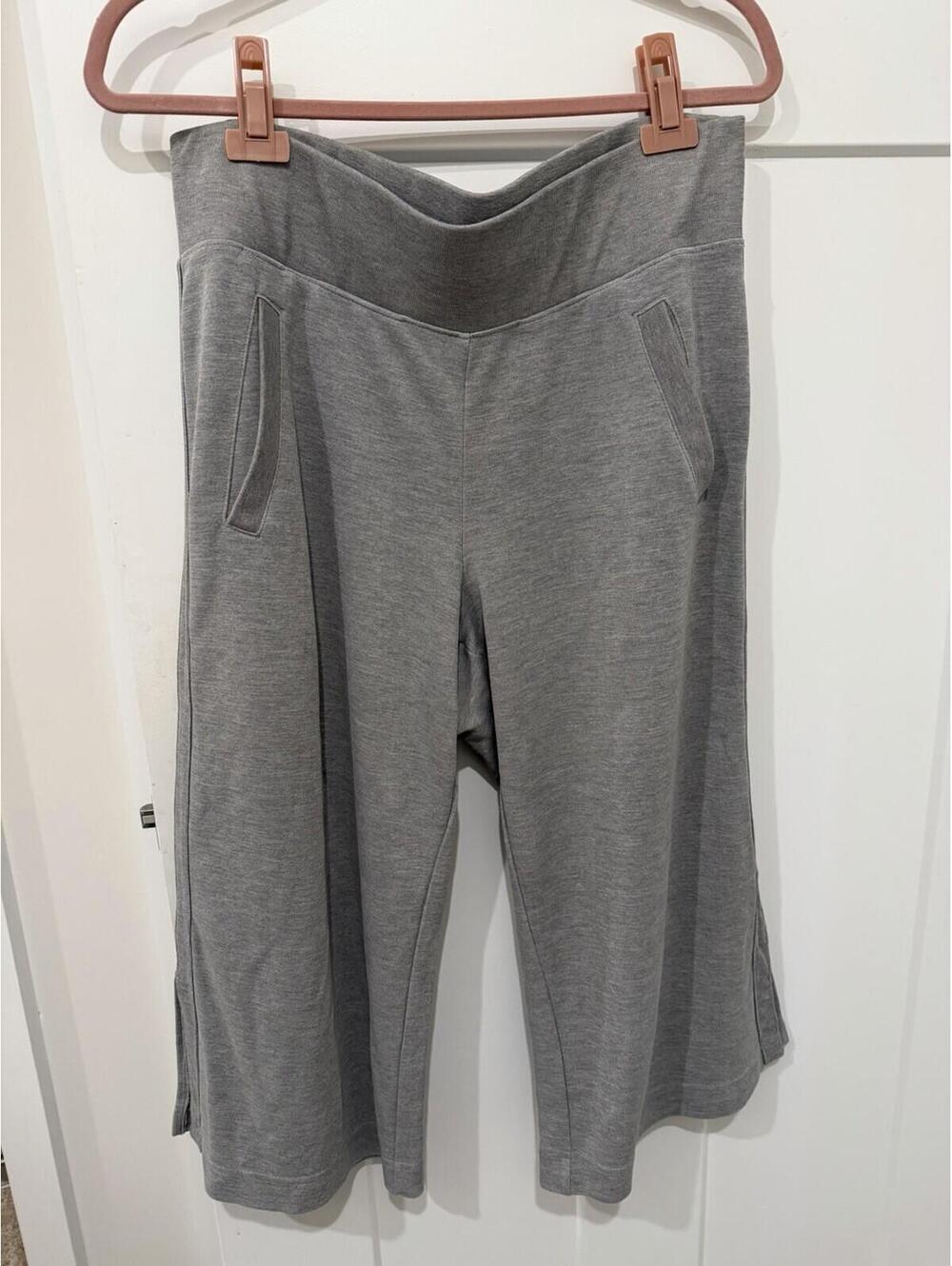 Athleta Womens Large Gray Wide Leg Crop Lounge Pants Modal Blend Pockets